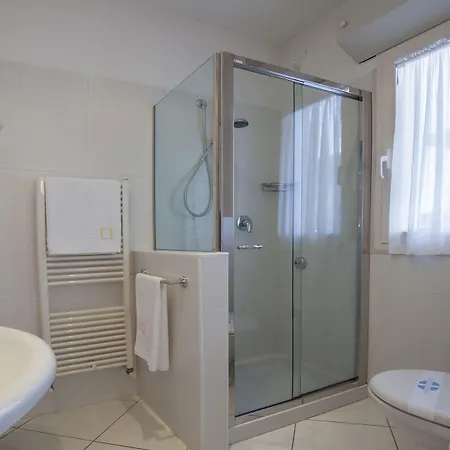 Gala فندق ريتشيوني