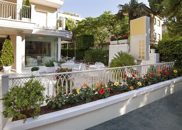 Gala فندق 3*