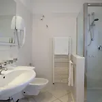 Отель Gala