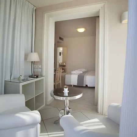 Gala 3*
